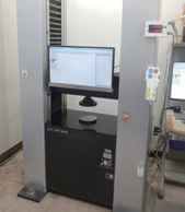 一軸圧縮試験機 （変位制御型万能試験機）