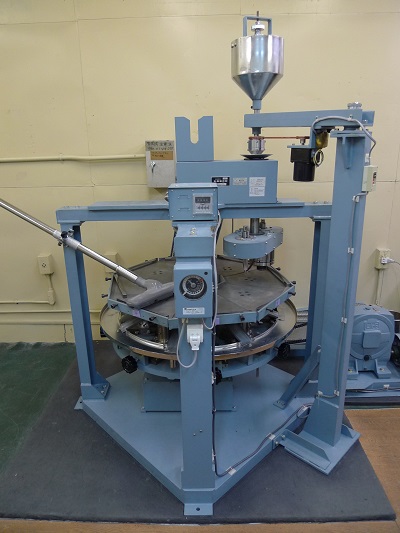 吉岡式摩耗試験機の図